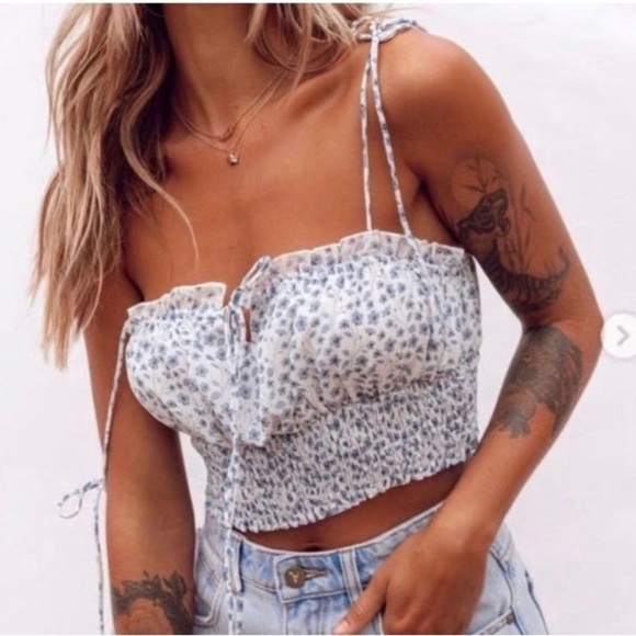 Princess Polly floral top - Picture 6 of 9